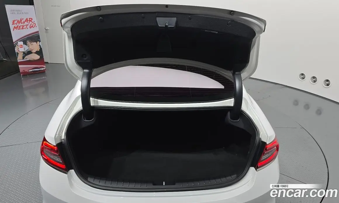 Hyundai Grandeur 2017 2.2 автомат (гидро), фото 20 Hyundai Grandeur 2017 2.2 автомат (гидро), фото 20