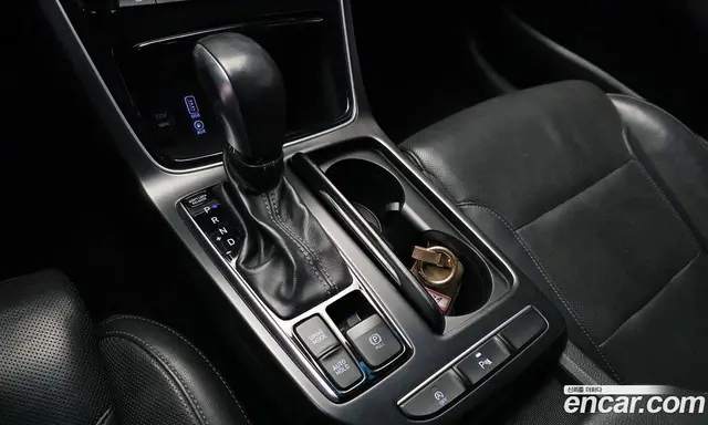 Hyundai Grandeur 2017 2.2 автомат (гидро), миниатюра 9 Hyundai Grandeur 2017 2.2 автомат (гидро), миниатюра 9