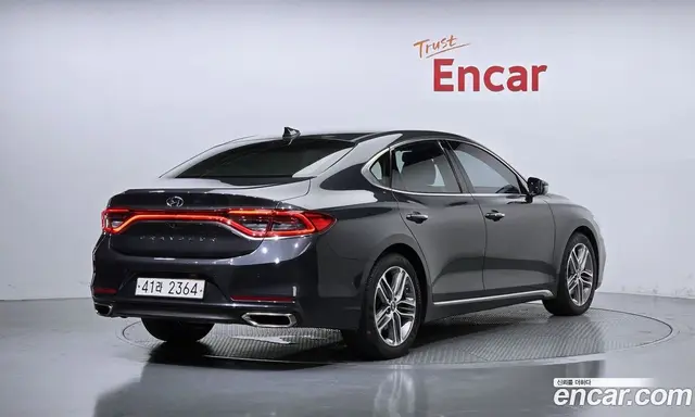 Hyundai Grandeur 2017 2.4 автомат (гидро), миниатюра 2