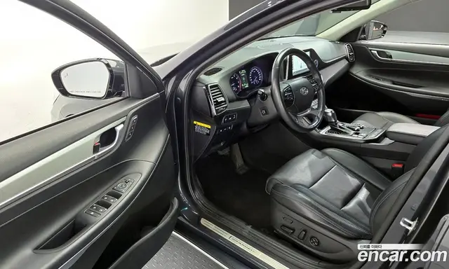 Hyundai Grandeur 2017 2.4 автомат (гидро), миниатюра 10