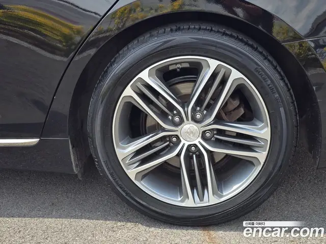 Hyundai Grandeur 2017 3.0 автомат (гидро), миниатюра 11