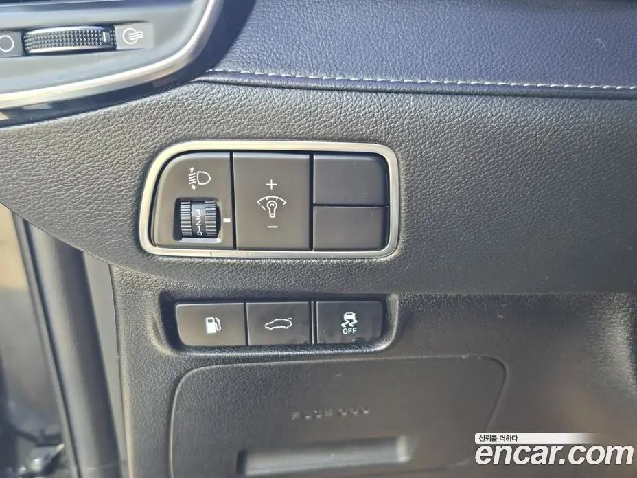 Hyundai Grandeur 2017 3.0 автомат (гидро), фото 13