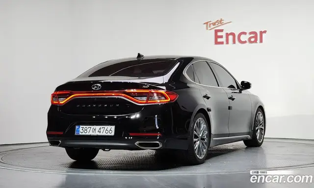 Hyundai Grandeur 2017 3.0 автомат (гидро), миниатюра 2