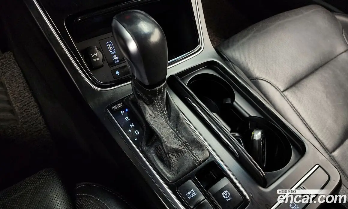 Hyundai Grandeur 2017 3.0 автомат (гидро), фото 9