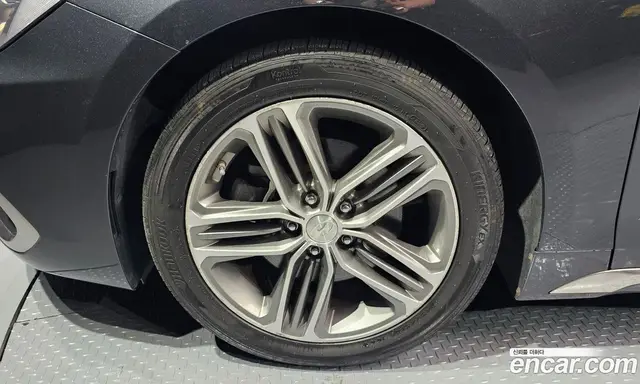 Hyundai Grandeur 2017 3.0 автомат (гидро), миниатюра 5