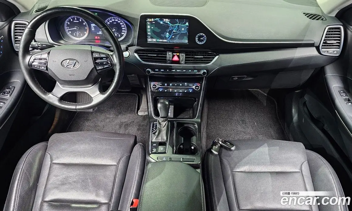 Hyundai Grandeur 2017 3.0 автомат (гидро), фото 7
