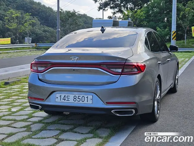 Hyundai Grandeur 2018 3.0 автомат (гидро), миниатюра 4 Hyundai Grandeur 2018 3.0 автомат (гидро), миниатюра 4