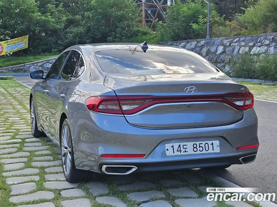 Hyundai Grandeur 2018 3.0 автомат (гидро), фото 6 Hyundai Grandeur 2018 3.0 автомат (гидро), фото 6