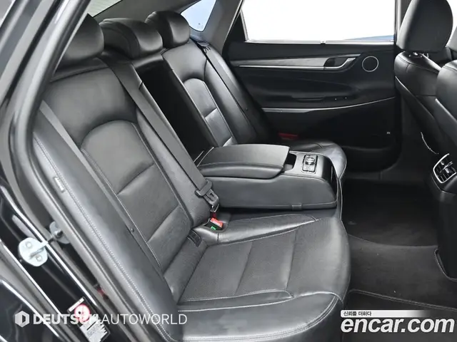 Hyundai Grandeur 2018 2.4 автомат (гидро), миниатюра 11