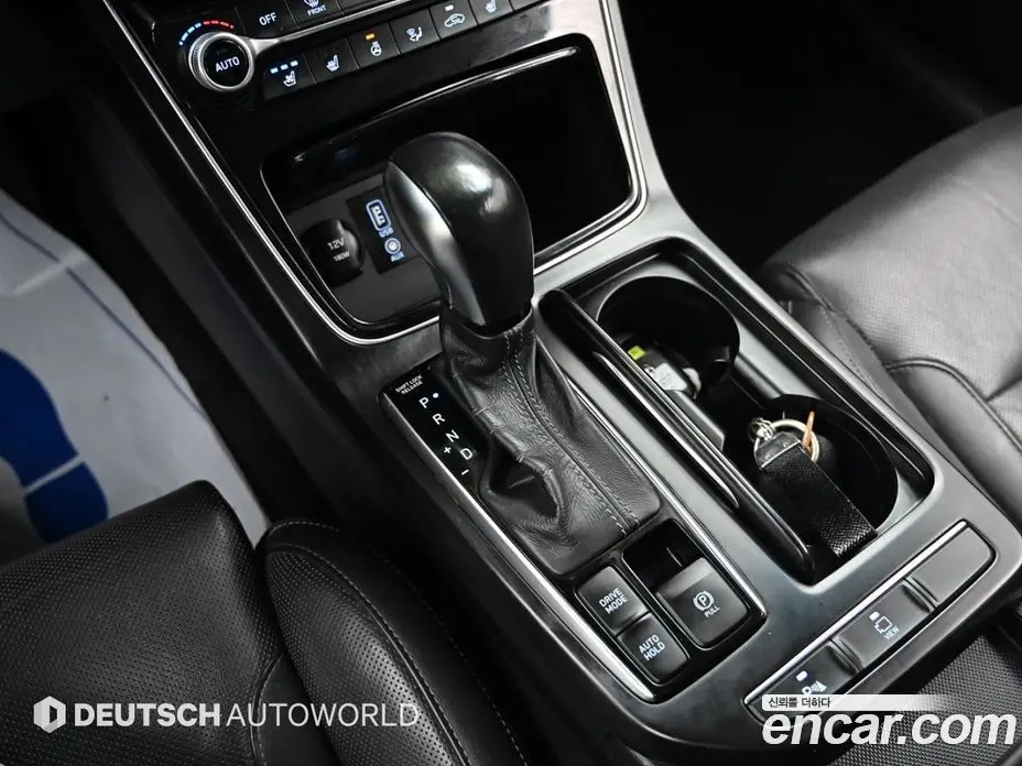 Hyundai Grandeur 2018 2.4 автомат (гидро), фото 8