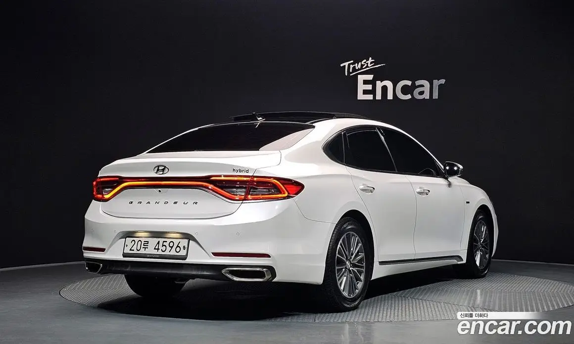 Hyundai Grandeur 2019 2.4 автомат (гидро), фото 2 Hyundai Grandeur 2019 2.4 автомат (гидро), фото 2