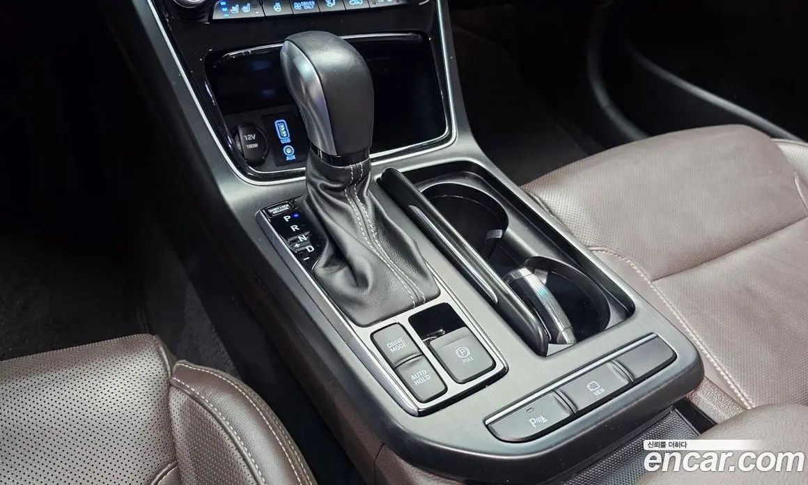 Hyundai Grandeur 2019 2.4 автомат (гидро), фото 12 Hyundai Grandeur 2019 2.4 автомат (гидро), фото 12