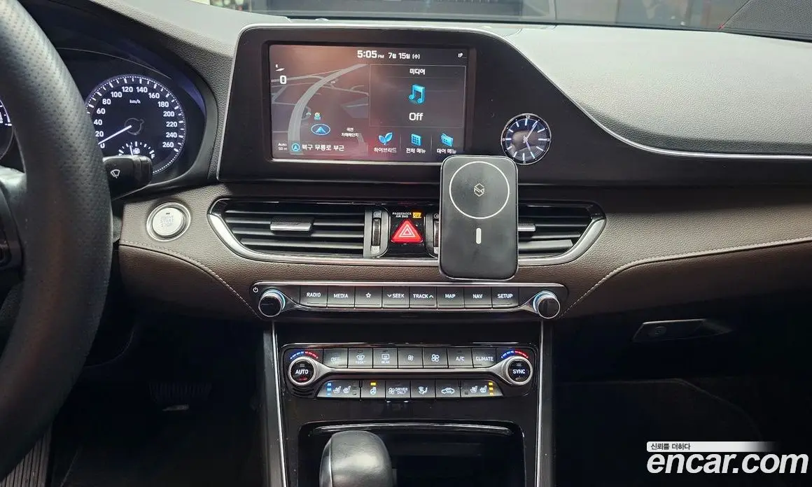 Hyundai Grandeur 2019 2.4 автомат (гидро), фото 20 Hyundai Grandeur 2019 2.4 автомат (гидро), фото 20