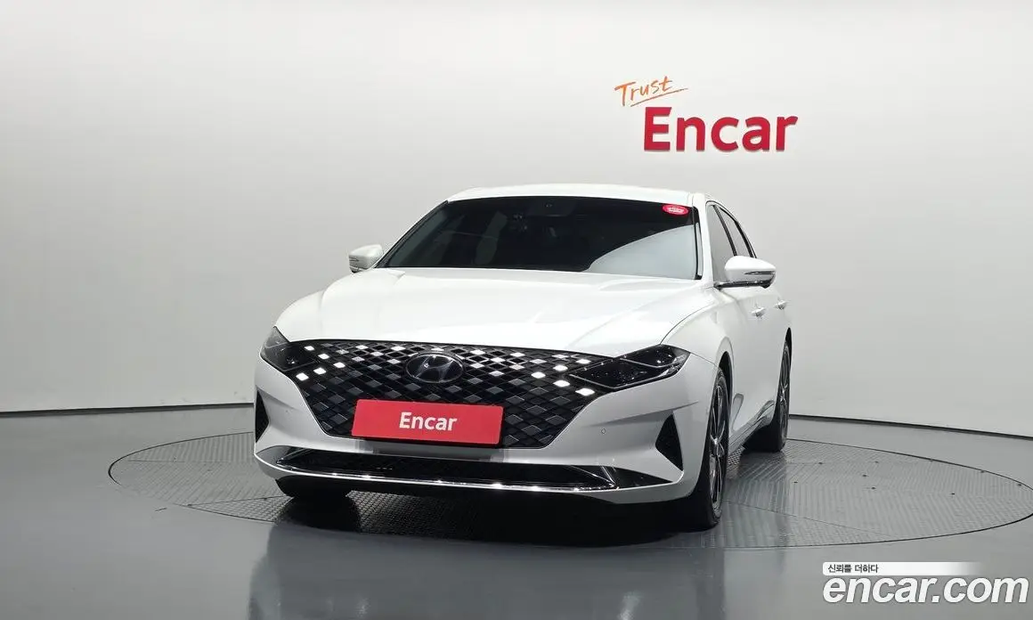 Hyundai Grandeur 2020 2.5 автомат (гидро), фото 3