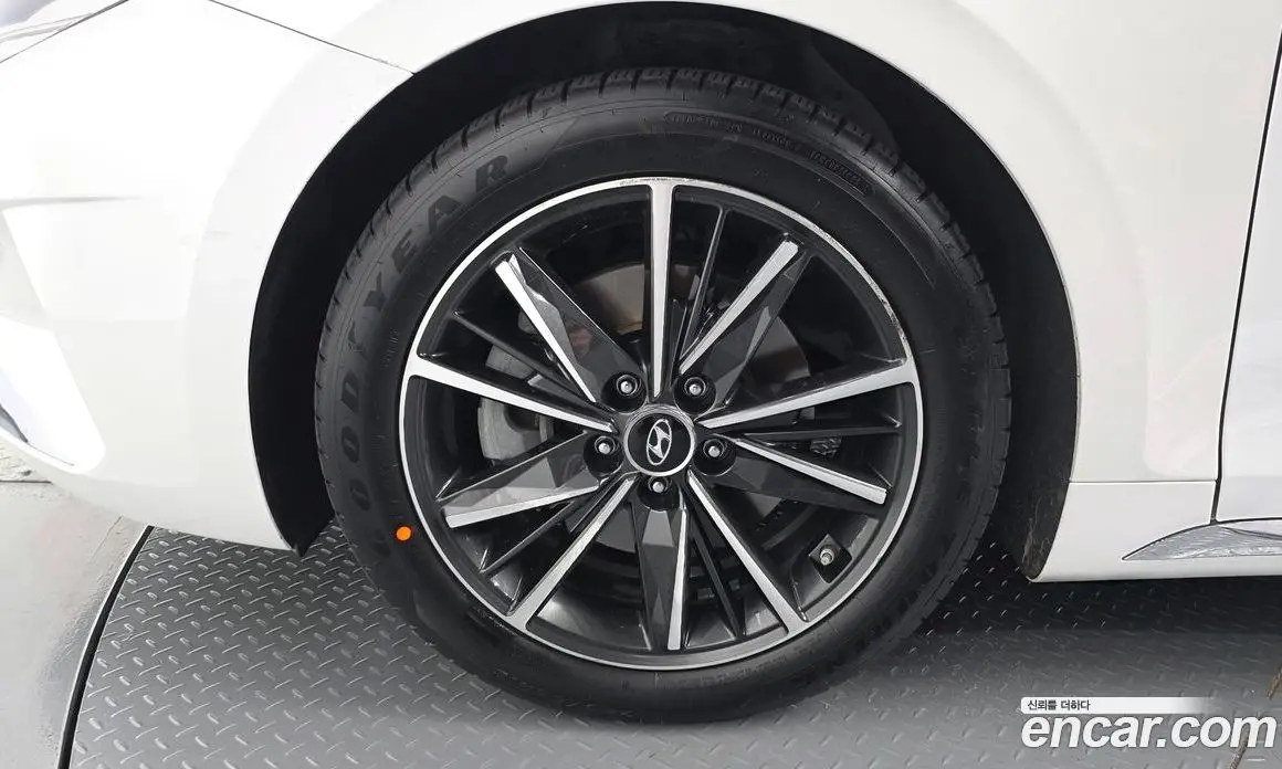 Hyundai Grandeur 2020 2.5 автомат (гидро), фото 5