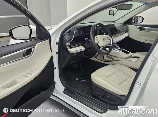 Hyundai Grandeur 2022 2.4 автомат (гидро), миниатюра 11