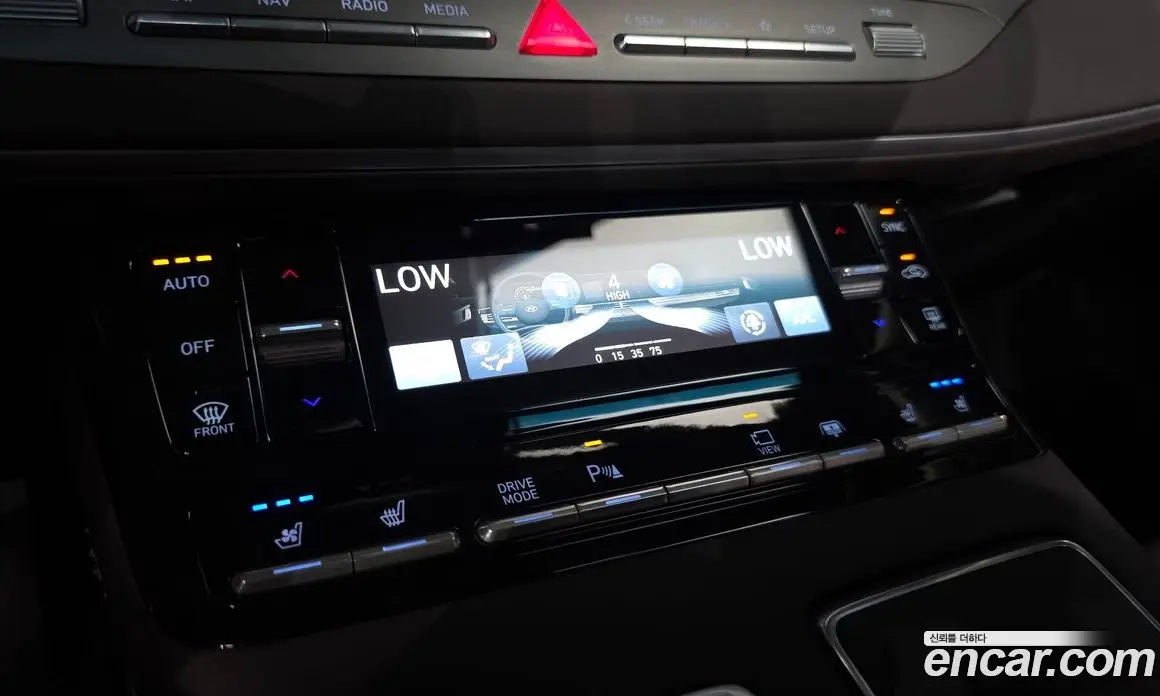 Hyundai Grandeur 2022 2.5 автомат (гидро), фото 16