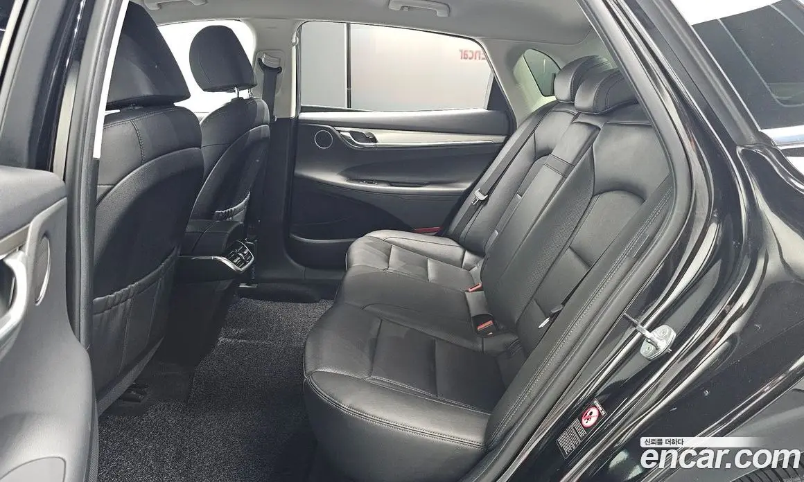 Hyundai Grandeur 2022 2.4 автомат (гидро), фото 12