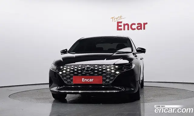 Hyundai Grandeur 2022 2.4 автомат (гидро), миниатюра 3