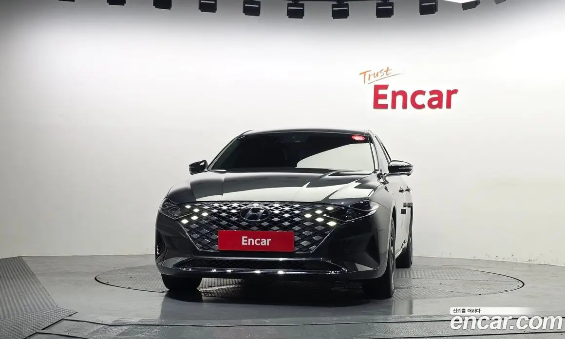 Hyundai Grandeur 2022 2.4 автомат (гидро), фото 3 Hyundai Grandeur 2022 2.4 автомат (гидро), фото 3
