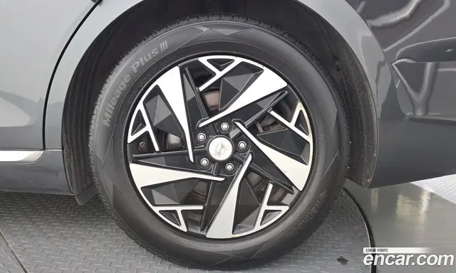 Hyundai Grandeur 2022 2.4 автомат (гидро), миниатюра 7 Hyundai Grandeur 2022 2.4 автомат (гидро), миниатюра 7