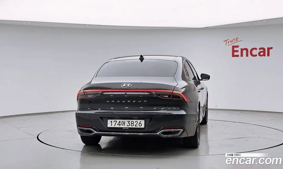 Hyundai Grandeur 2022 2.5 автомат (гидро), фото 4 Hyundai Grandeur 2022 2.5 автомат (гидро), фото 4