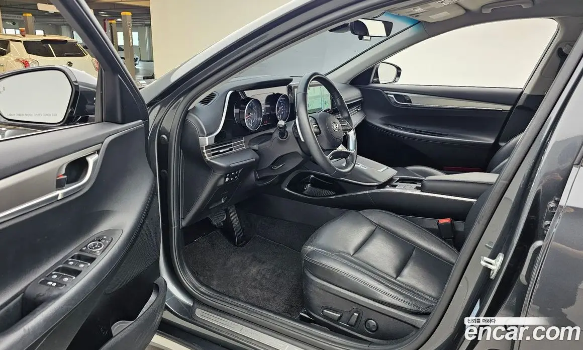 Hyundai Grandeur 2022 2.5 автомат (гидро), фото 10 Hyundai Grandeur 2022 2.5 автомат (гидро), фото 10