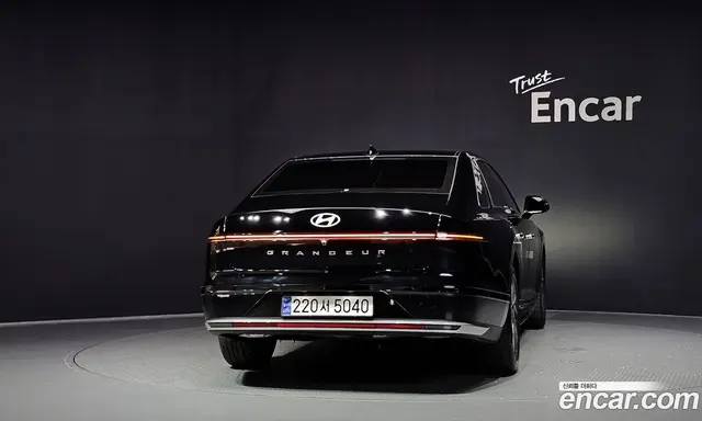 Hyundai Grandeur 2024 2.5 автомат (гидро), миниатюра 3