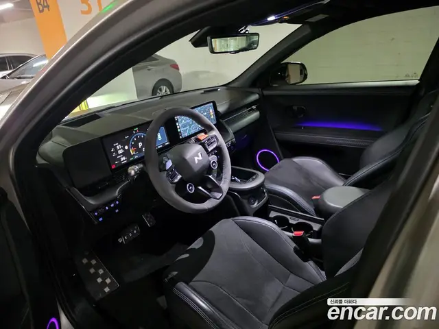 Hyundai Ioniq 5 2023 автомат (гидро), миниатюра 7