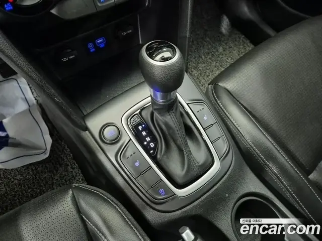 Hyundai Kona 2018 1.6 автомат (гидро), миниатюра 12