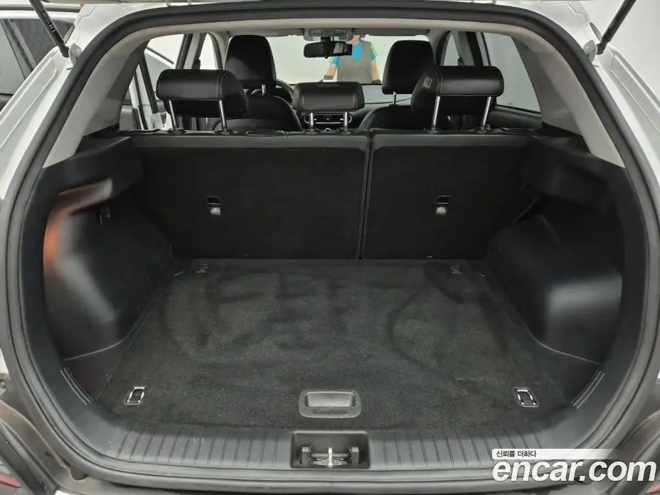 Hyundai Kona 2018 1.6 автомат (гидро), фото 18 Hyundai Kona 2018 1.6 автомат (гидро), фото 18