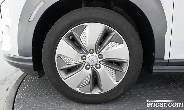 Hyundai Kona 2020 0.2 автомат (гидро), миниатюра 5