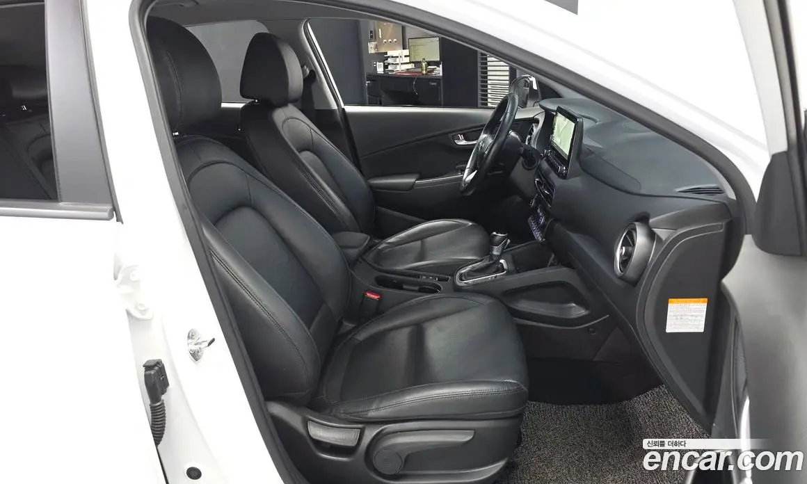 Hyundai Kona 2021 1.6 автомат (гидро), фото 11
