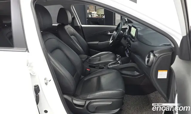 Hyundai Kona 2021 1.6 автомат (гидро), миниатюра 11