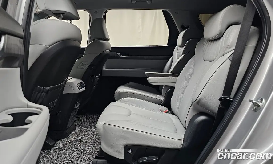 Hyundai Palisade 2024 2.2 автомат (гидро), фото 17