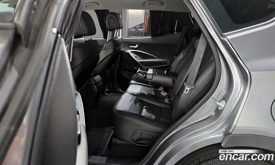 Hyundai Santa Fe 2013 2.0 автомат (гидро), фото 12 Hyundai Santa Fe 2013 2.0 автомат (гидро), фото 12
