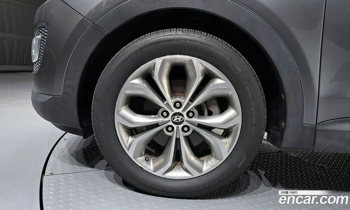 Hyundai Santa Fe 2013 2.0 автомат (гидро), фото 5 Hyundai Santa Fe 2013 2.0 автомат (гидро), фото 5