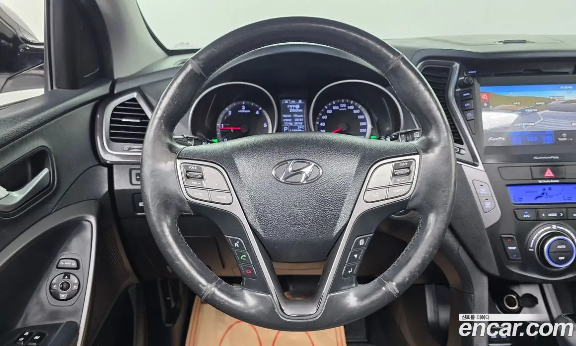 Hyundai Santa Fe 2013 2.0 автомат (гидро), фото 20 Hyundai Santa Fe 2013 2.0 автомат (гидро), фото 20