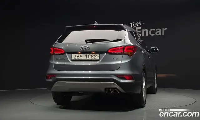 Hyundai Santa Fe 2017 2.0 автомат (гидро), миниатюра 4