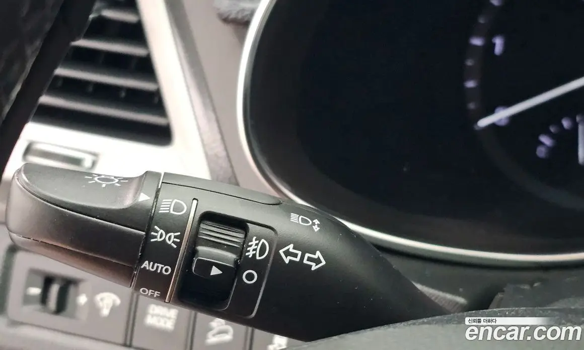 Hyundai Santa Fe 2017 2.0 автомат (гидро), фото 17