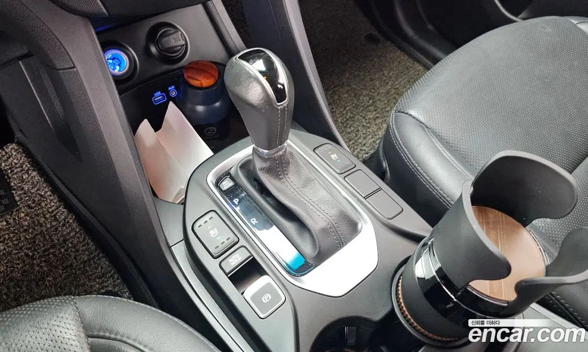 Hyundai Santa Fe 2017 2.0 автомат (гидро), фото 9