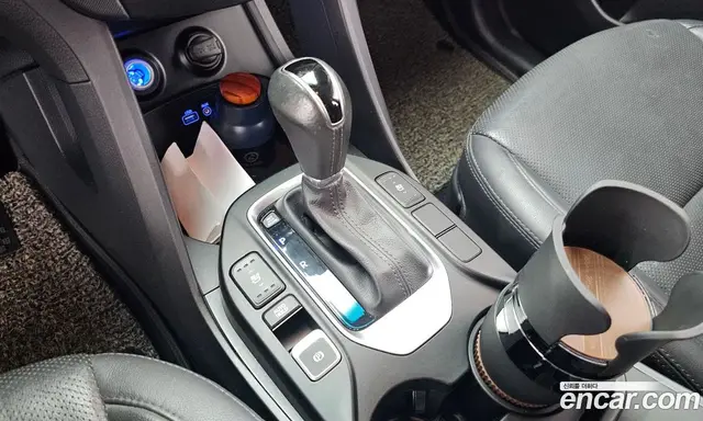 Hyundai Santa Fe 2017 2.0 автомат (гидро), миниатюра 9