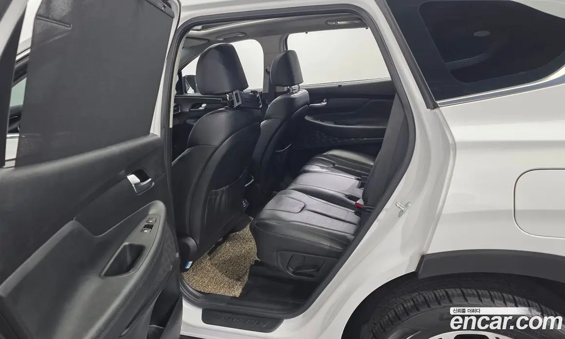 Hyundai Santa Fe 2018 2.0 автомат (гидро), фото 17