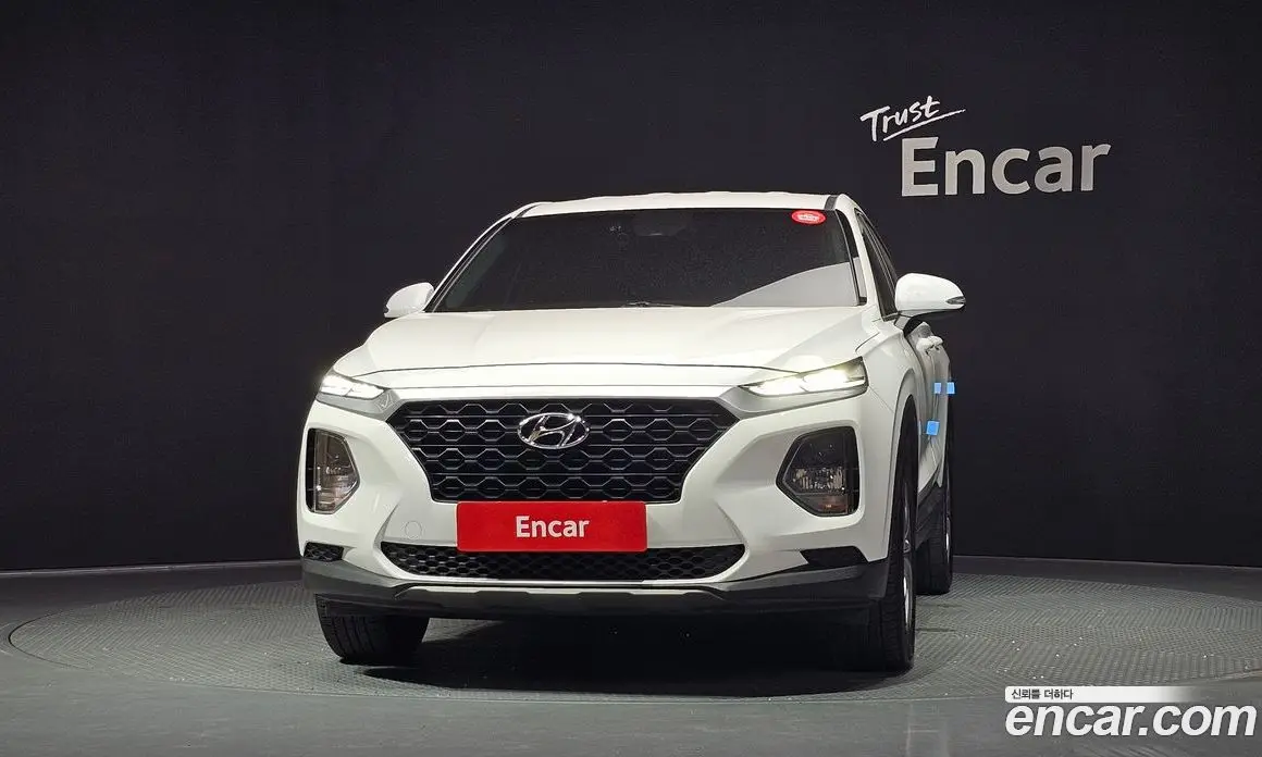 Hyundai Santa Fe 2018 2.0 автомат (гидро), фото 3