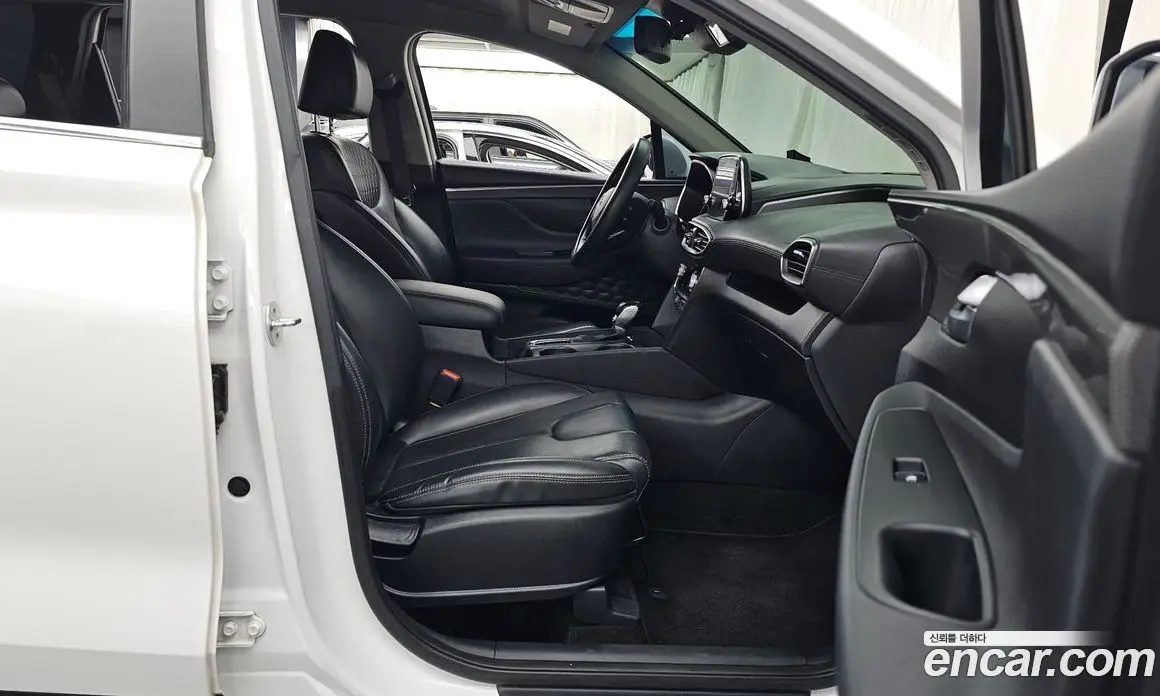 Hyundai Santa Fe 2018 2.0 автомат (гидро), фото 17