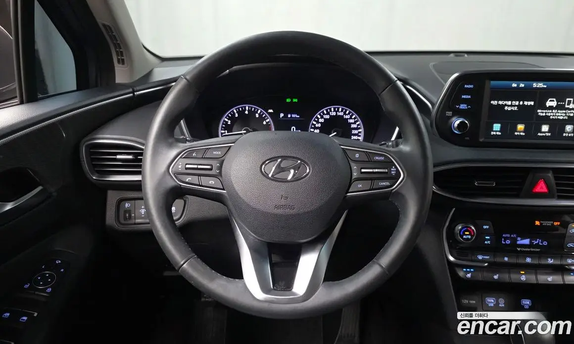 Hyundai Santa Fe 2019 2.0 автомат (гидро), фото 12