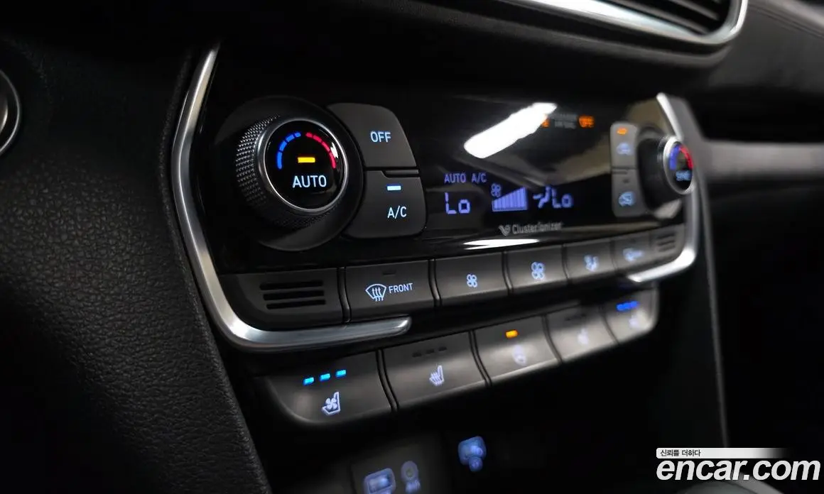 Hyundai Santa Fe 2019 2.0 автомат (гидро), фото 15