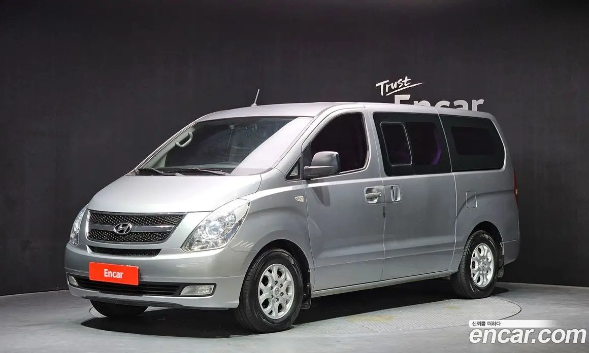 Hyundai Starex 2012 2.5 автомат (гидро), фото 1 Hyundai Starex 2012 2.5 автомат (гидро), фото 1