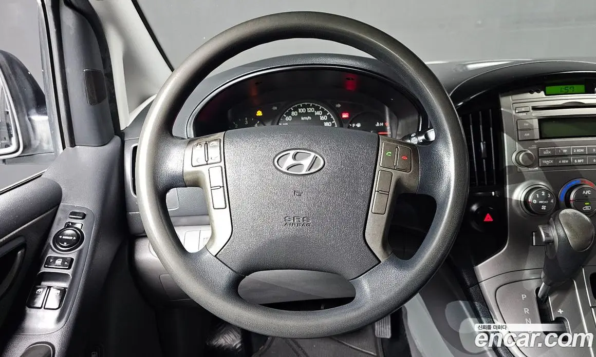 Hyundai Starex 2012 2.5 автомат (гидро), фото 12 Hyundai Starex 2012 2.5 автомат (гидро), фото 12
