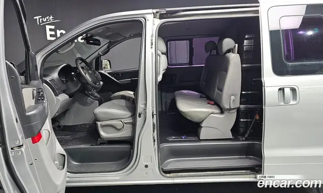 Hyundai Starex 2012 2.5 автомат (гидро), миниатюра 10 Hyundai Starex 2012 2.5 автомат (гидро), миниатюра 10